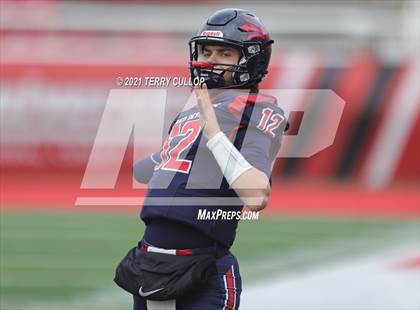 Thumbnail 3 in Lehi vs. Springville (UHSAA 5A Final) photogallery.