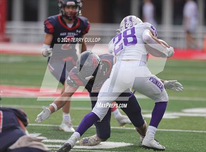 Thumbnail 2 in Lehi vs. Springville (UHSAA 5A Final) photogallery.