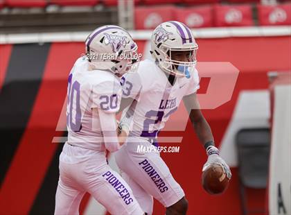 Thumbnail 3 in Lehi vs. Springville (UHSAA 5A Final) photogallery.