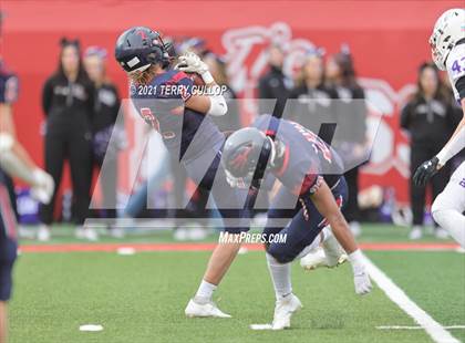 Thumbnail 1 in Lehi vs. Springville (UHSAA 5A Final) photogallery.