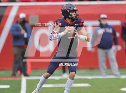 Thumbnail 2 in Lehi vs. Springville (UHSAA 5A Final) photogallery.