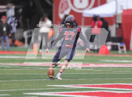 Thumbnail 1 in Lehi vs. Springville (UHSAA 5A Final) photogallery.