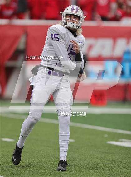 Thumbnail 2 in Lehi vs. Springville (UHSAA 5A Final) photogallery.