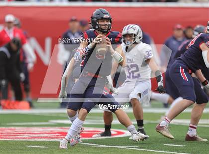 Thumbnail 2 in Lehi vs. Springville (UHSAA 5A Final) photogallery.