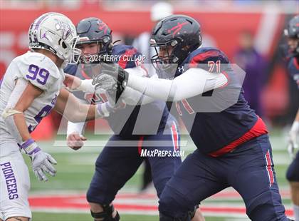 Thumbnail 3 in Lehi vs. Springville (UHSAA 5A Final) photogallery.