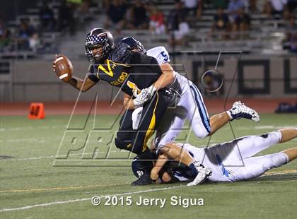 Thumbnail 3 in Bellarmine College Prep @ Del Oro (2015 Honor Bowl) photogallery.