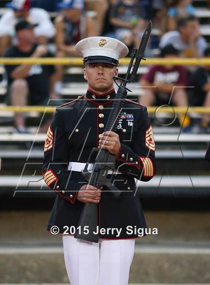Thumbnail 3 in Bellarmine College Prep @ Del Oro (2015 Honor Bowl) photogallery.