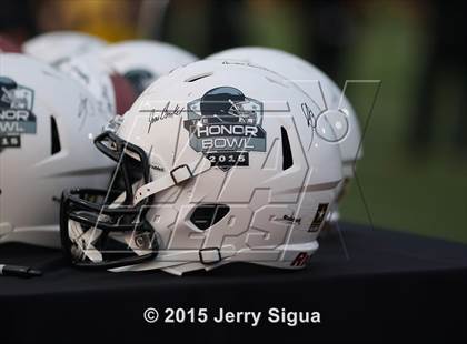 Thumbnail 1 in Bellarmine College Prep @ Del Oro (2015 Honor Bowl) photogallery.