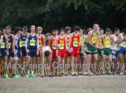 Thumbnail 1 in CIF State Cross Country Championships (D2 Boys) photogallery.
