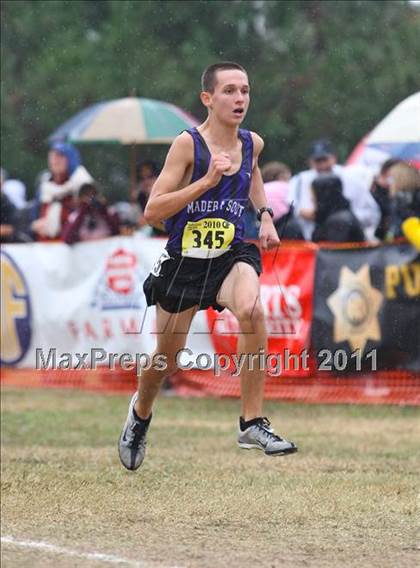 Thumbnail 2 in CIF State Cross Country Championships (D2 Boys) photogallery.