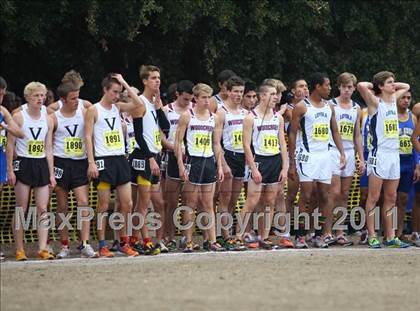 Thumbnail 2 in CIF State Cross Country Championships (D2 Boys) photogallery.