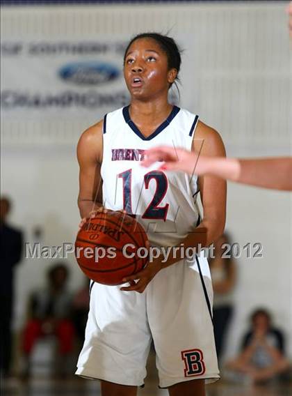 Thumbnail 1 in St. Paul vs. Brentwood (CIF SS Playoffs) photogallery.