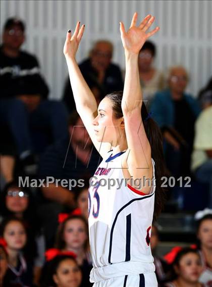 Thumbnail 2 in St. Paul vs. Brentwood (CIF SS Playoffs) photogallery.