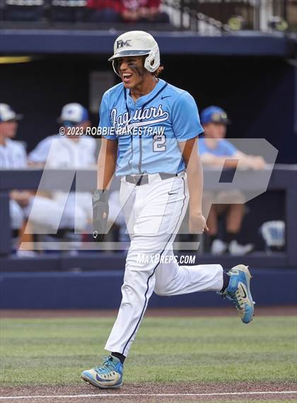 Thumbnail 2 in Flower Mound vs. Weatherford (UIL 6A Regional Semifinal Game 1) photogallery.