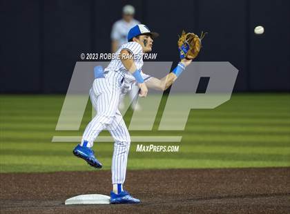 Thumbnail 3 in Flower Mound vs. Weatherford (UIL 6A Regional Semifinal Game 1) photogallery.