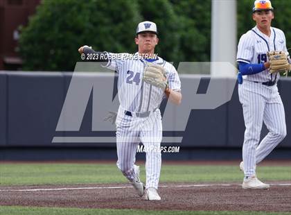 Thumbnail 2 in Flower Mound vs. Weatherford (UIL 6A Regional Semifinal Game 1) photogallery.
