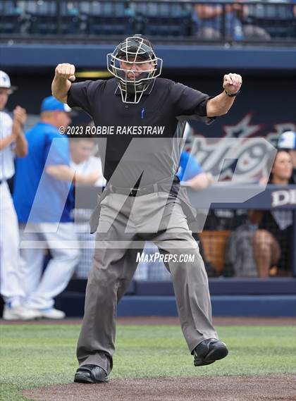 Thumbnail 3 in Flower Mound vs. Weatherford (UIL 6A Regional Semifinal Game 1) photogallery.