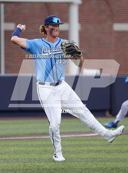 Thumbnail 3 in Flower Mound vs. Weatherford (UIL 6A Regional Semifinal Game 1) photogallery.