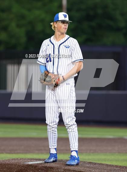 Thumbnail 3 in Flower Mound vs. Weatherford (UIL 6A Regional Semifinal Game 1) photogallery.
