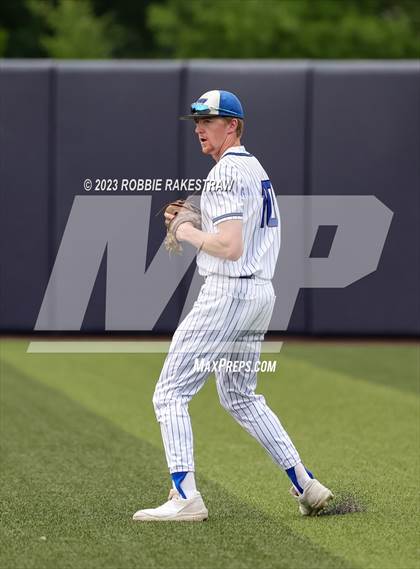 Thumbnail 3 in Flower Mound vs. Weatherford (UIL 6A Regional Semifinal Game 1) photogallery.