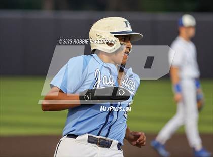 Thumbnail 3 in Flower Mound vs. Weatherford (UIL 6A Regional Semifinal Game 1) photogallery.