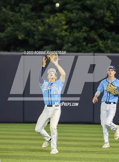 Thumbnail 3 in Flower Mound vs. Weatherford (UIL 6A Regional Semifinal Game 1) photogallery.