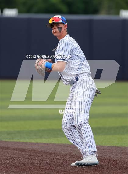 Thumbnail 2 in Flower Mound vs. Weatherford (UIL 6A Regional Semifinal Game 1) photogallery.