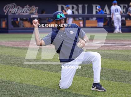 Thumbnail 3 in Flower Mound vs. Weatherford (UIL 6A Regional Semifinal Game 1) photogallery.
