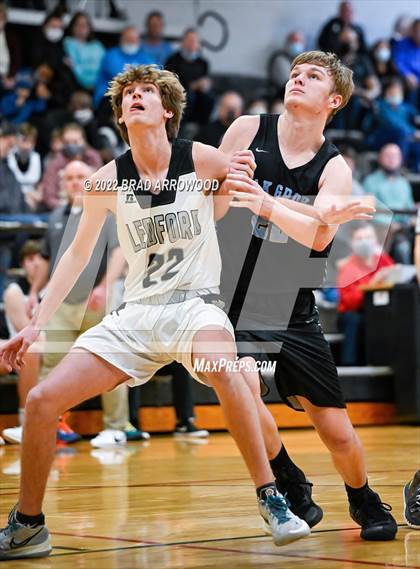Thumbnail 2 in Oak Grove @ Ledford photogallery.