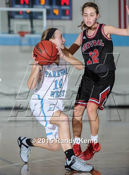 Thumbnail 3 in Parkway West vs Parkway Central (EPR Classic) photogallery.