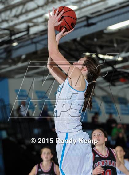 Thumbnail 3 in Parkway West vs Parkway Central (EPR Classic) photogallery.