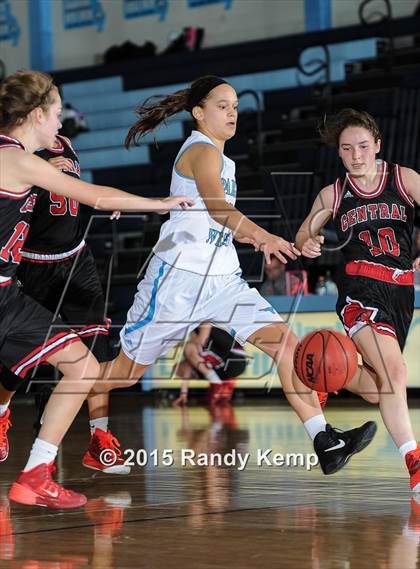 Thumbnail 2 in Parkway West vs Parkway Central (EPR Classic) photogallery.