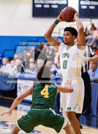 Thumbnail 2 in Patrick School vs Roselle Catholic (Investors Games) photogallery.