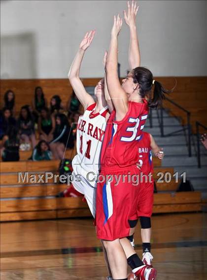 Thumbnail 3 in Ray vs. Tomball (McDonalds Texas Invitational) photogallery.