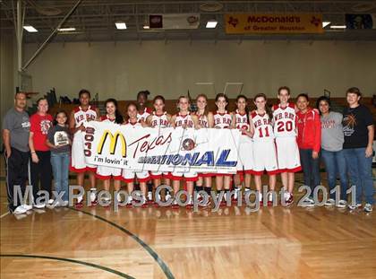 Thumbnail 2 in Ray vs. Tomball (McDonalds Texas Invitational) photogallery.