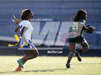 Thumbnail 3 in Godby vs Ed White (FHSAA 2A Quarterfinals) photogallery.