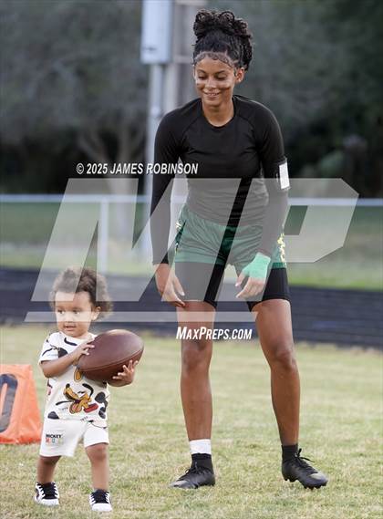Thumbnail 3 in Godby vs Ed White (FHSAA 2A Quarterfinals) photogallery.