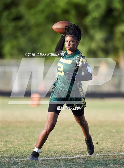 Thumbnail 3 in Godby vs Ed White (FHSAA 2A Quarterfinals) photogallery.