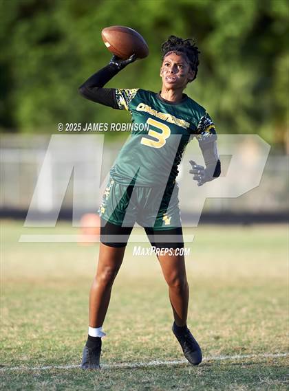 Thumbnail 1 in Godby vs Ed White (FHSAA 2A Quarterfinals) photogallery.