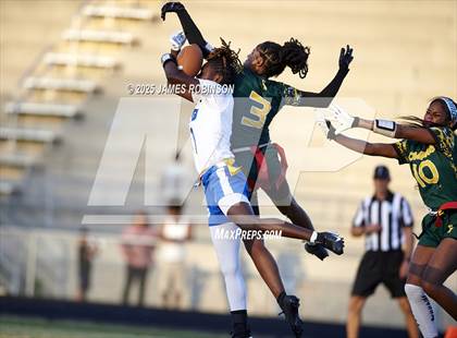 Thumbnail 3 in Godby vs Ed White (FHSAA 2A Quarterfinals) photogallery.