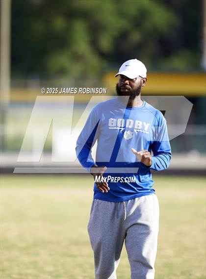 Thumbnail 1 in Godby vs Ed White (FHSAA 2A Quarterfinals) photogallery.