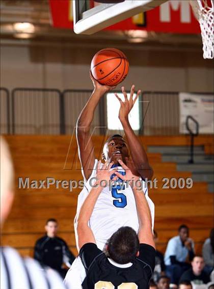 Thumbnail 1 in Pasadena Memorial vs. Westside (McDonalds Texas Invitational) photogallery.