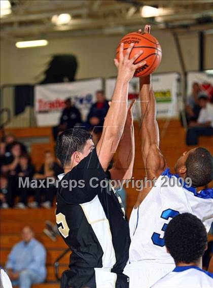 Thumbnail 1 in Pasadena Memorial vs. Westside (McDonalds Texas Invitational) photogallery.