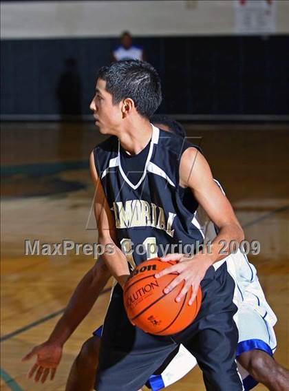 Thumbnail 1 in Pasadena Memorial vs. Westside (McDonalds Texas Invitational) photogallery.