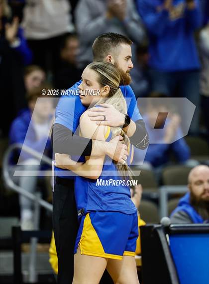 Thumbnail 1 in Newport Central Catholic vs Dixie (Ninth Region Tournament) photogallery.