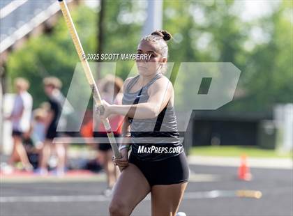 Thumbnail 2 in GCC Track & Field Championships (Day 2) photogallery.