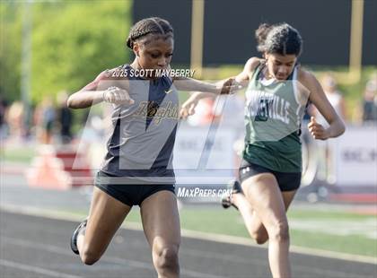 Thumbnail 2 in GCC Track & Field Championships (Day 2) photogallery.