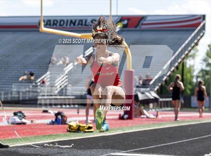 Thumbnail 2 in GCC Track & Field Championships (Day 2) photogallery.