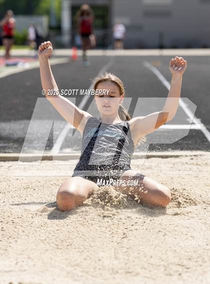 Thumbnail 1 in GCC Track & Field Championships (Day 2) photogallery.