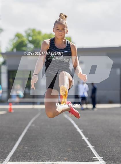 Thumbnail 2 in GCC Track & Field Championships (Day 2) photogallery.